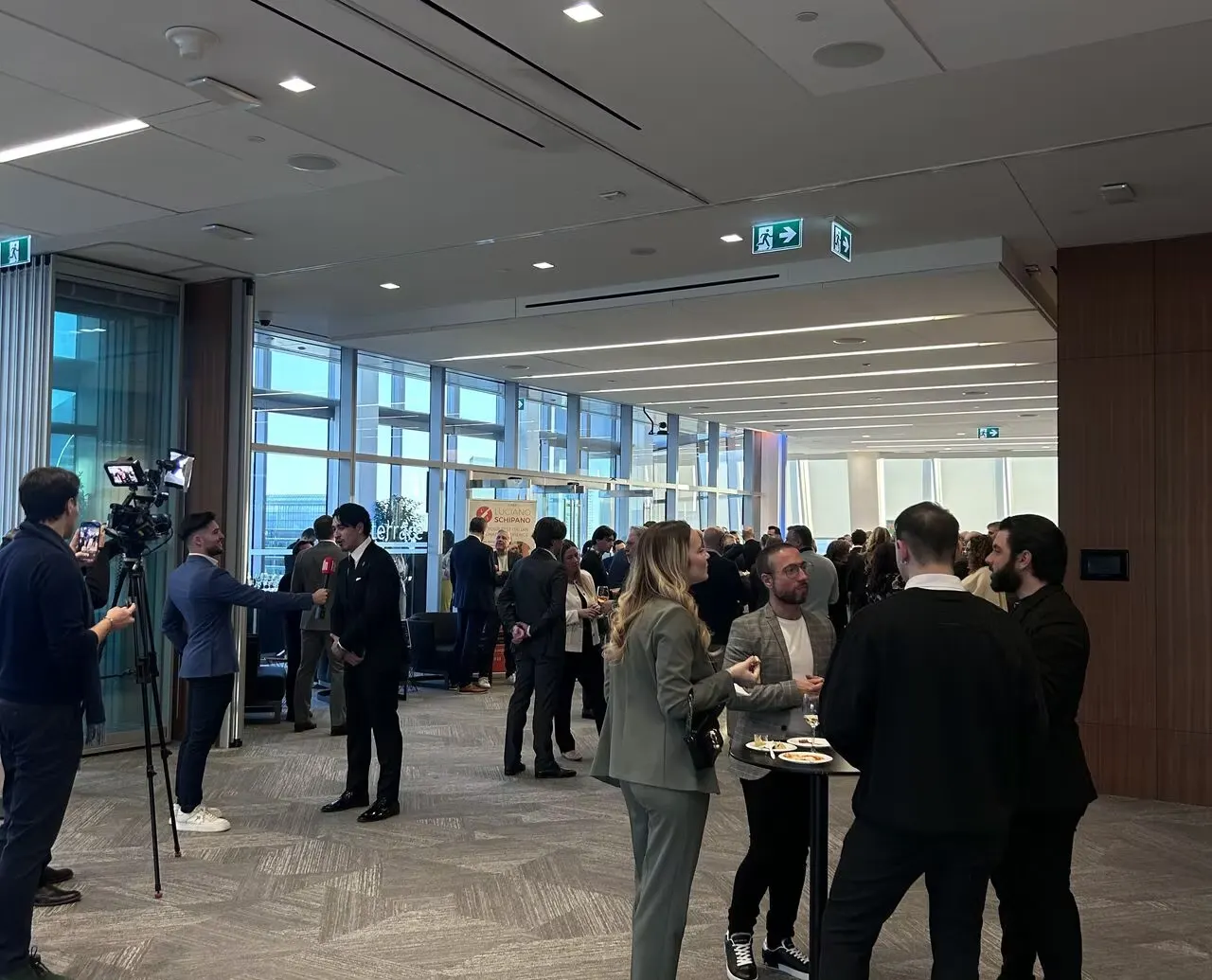 Guests networking at a D&O Business Consulting event in North America